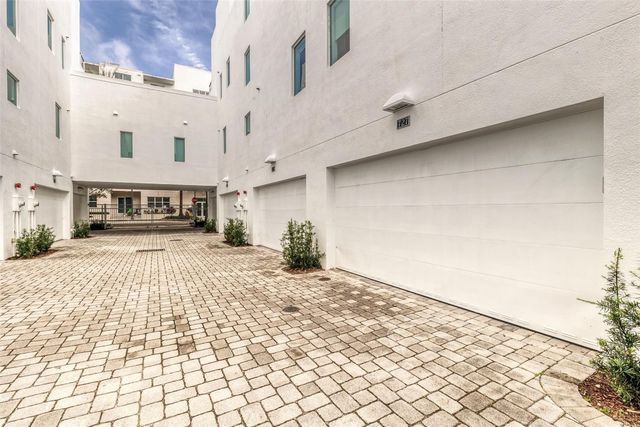 727 NE 4th Avenue, Fort Lauderdale, FL 33304