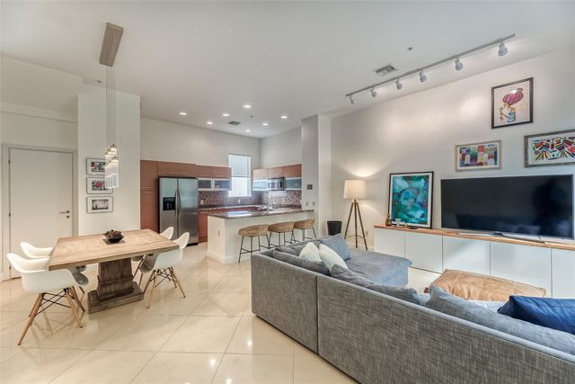 727 NE 4th Avenue, Fort Lauderdale, FL 33304