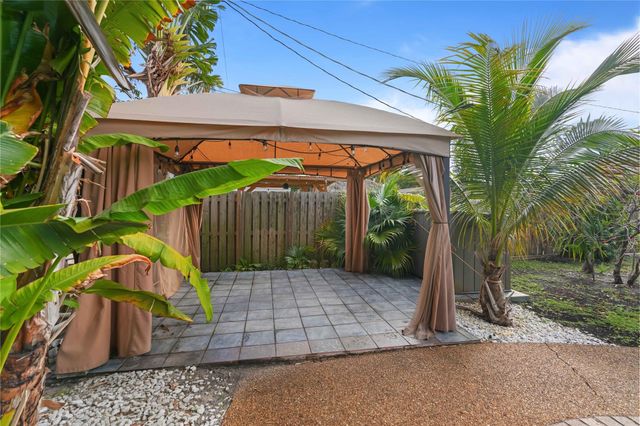 51 NE 49th Street, Fort Lauderdale, FL 33334