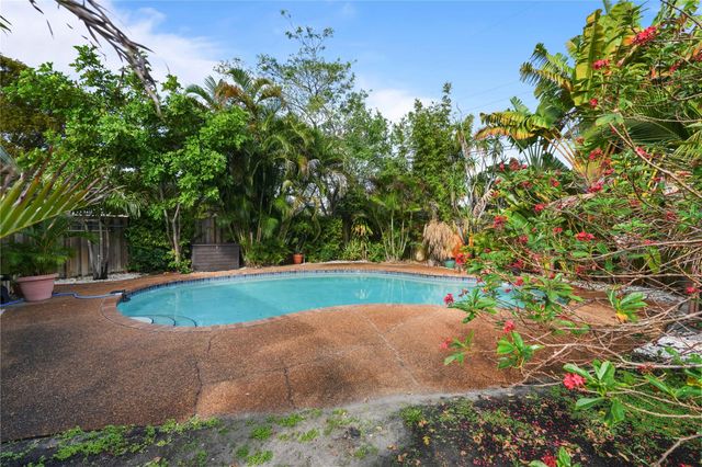 51 NE 49th Street, Fort Lauderdale, FL 33334