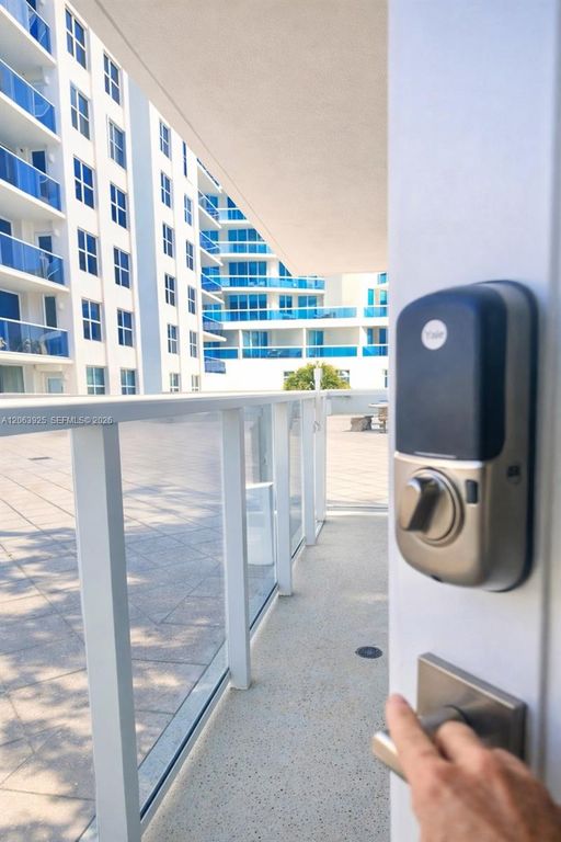 2751 S Ocean Drive 301S, Hollywood, FL 33019