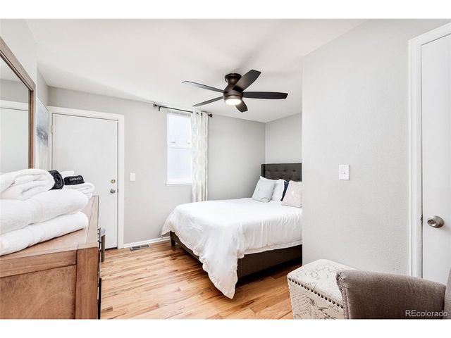 2405 Tremont Pl, Denver, CO 80205