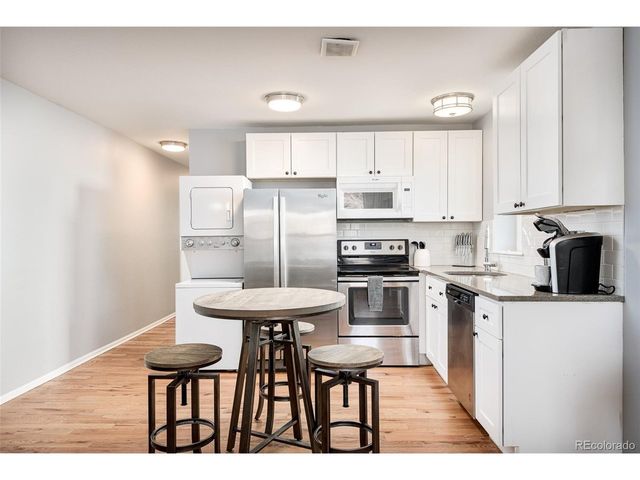 2405 Tremont Pl, Denver, CO 80205