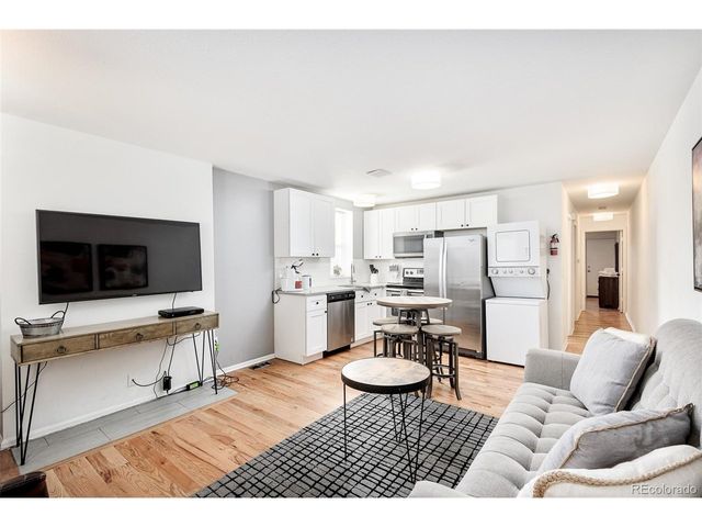 2405 Tremont Pl, Denver, CO 80205