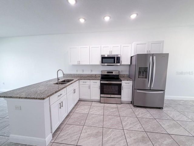 812 GLASTONBURY DRIVE, Kissimmee, FL 34758