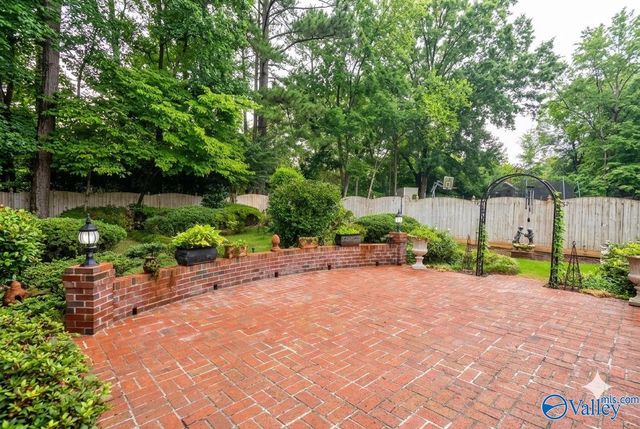 8008 Lauderdale Road, Huntsville, AL 35802