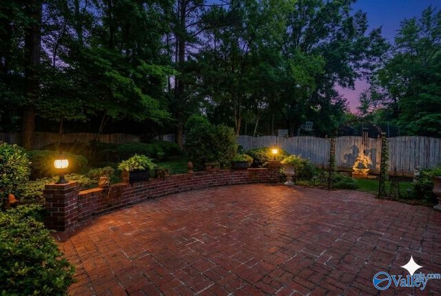 8008 Lauderdale Road, Huntsville, AL 35802