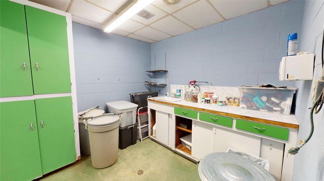 14100 Fm-2853, Palacios, TX 77465