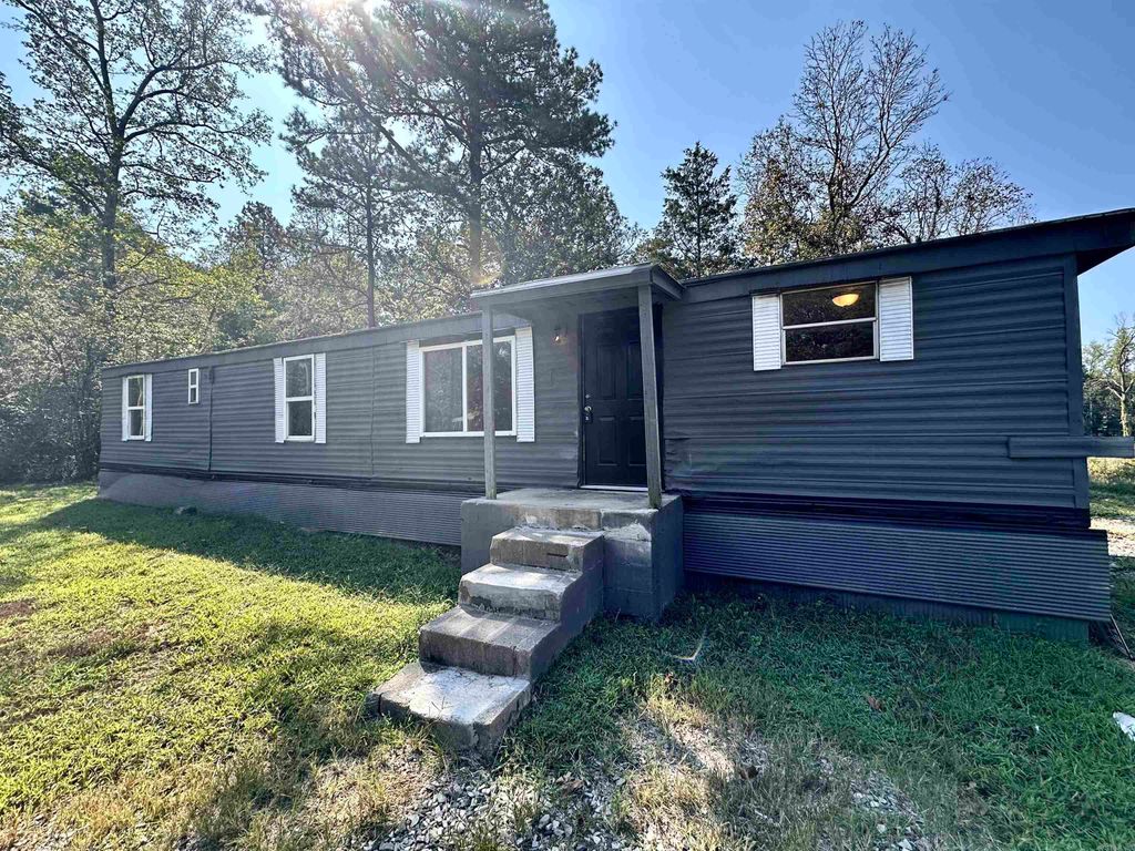 374 Wagon Circle, Higden, AR 72067