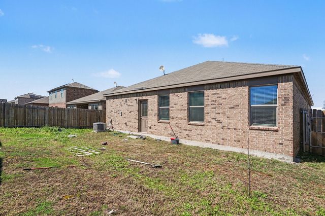 832 Clark Drive, Ferris, TX 75125