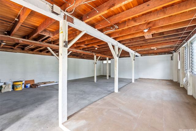 2077 10th Avenue, Honolulu, HI 96816