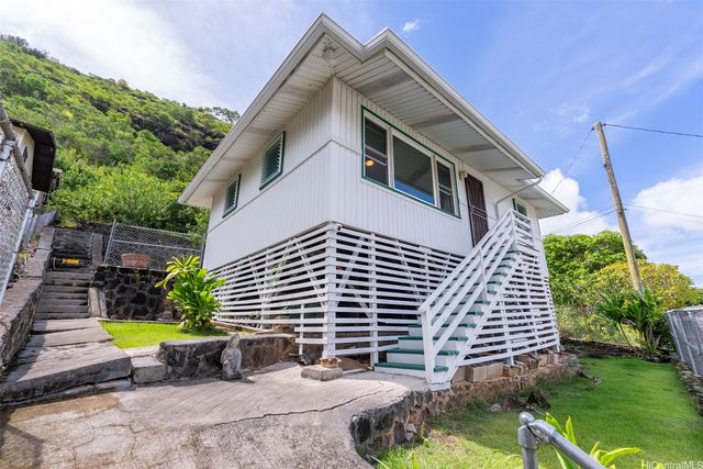 2077 10th Avenue, Honolulu, HI 96816