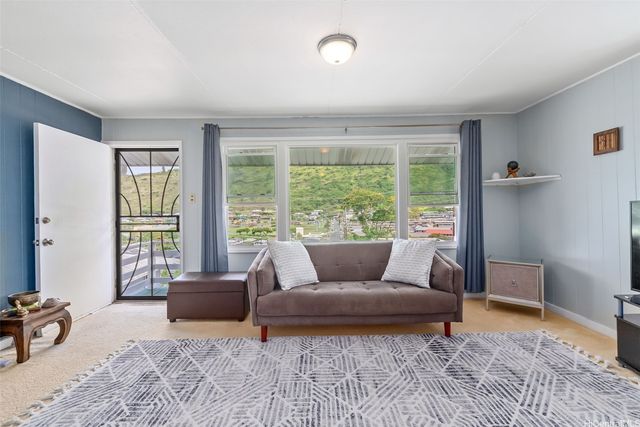 2077 10th Avenue, Honolulu, HI 96816