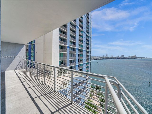 325 S Biscayne Boulevard 1423, Miami, FL 33131
