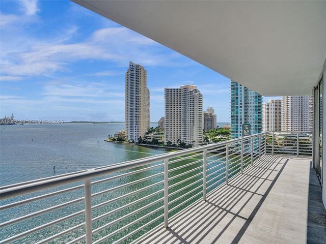 325 S Biscayne Boulevard 1423, Miami, FL 33131