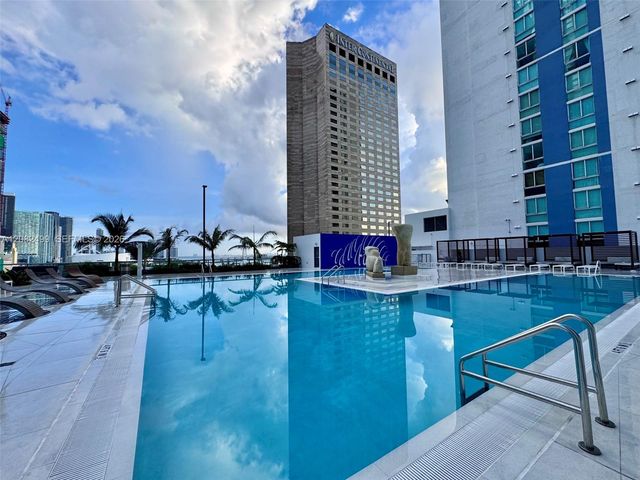 325 S Biscayne Boulevard 1423, Miami, FL 33131