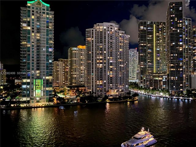 325 S Biscayne Boulevard 1423, Miami, FL 33131