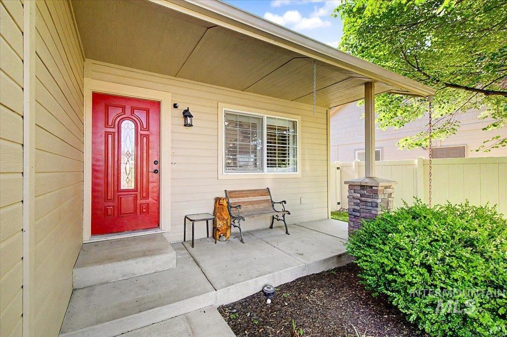1574 S Glasgow, Nampa, ID 83686 photo 5