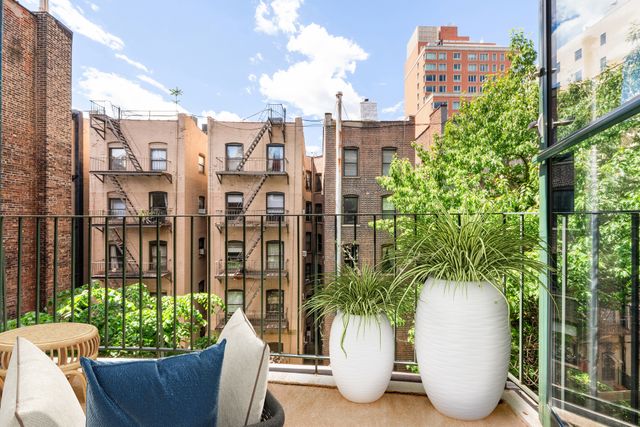 2250 Broadway Apt 5L, New York City, NY 10024