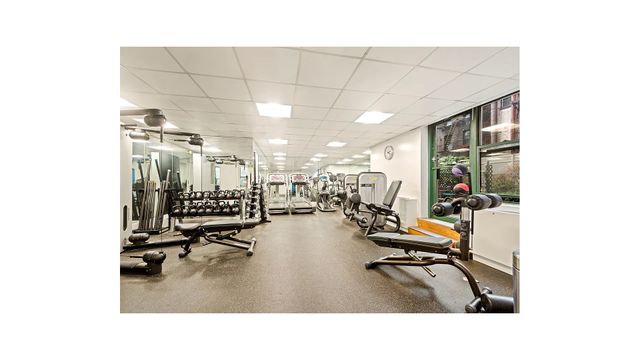 2250 Broadway Apt 5L, New York City, NY 10024