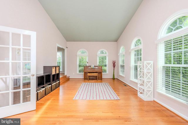 20624 CAMPTOWN CT, Ashburn, VA 20147