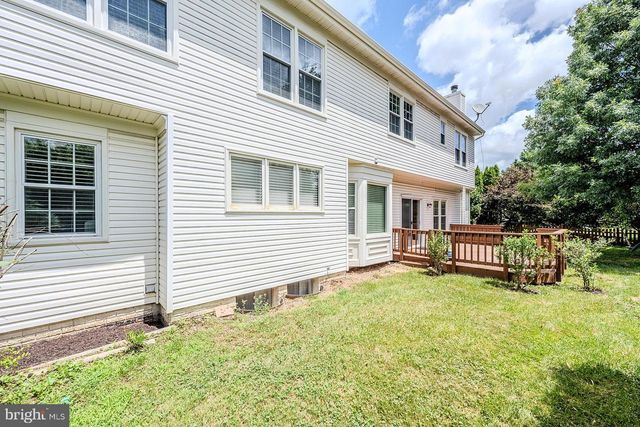 20624 CAMPTOWN CT, Ashburn, VA 20147