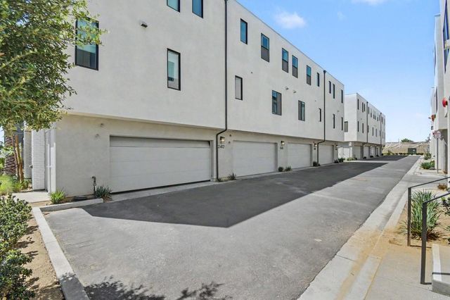 2416 Cascalote Loop, San Diego, CA 92154