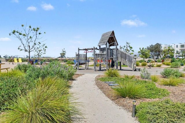 2416 Cascalote Loop, San Diego, CA 92154