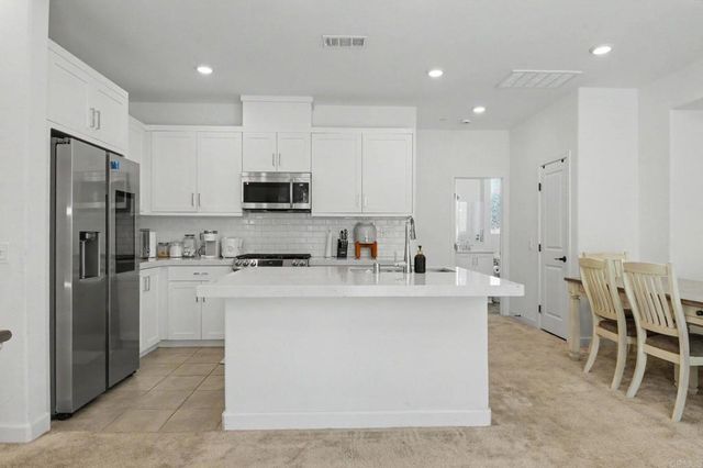 2416 Cascalote Loop, San Diego, CA 92154