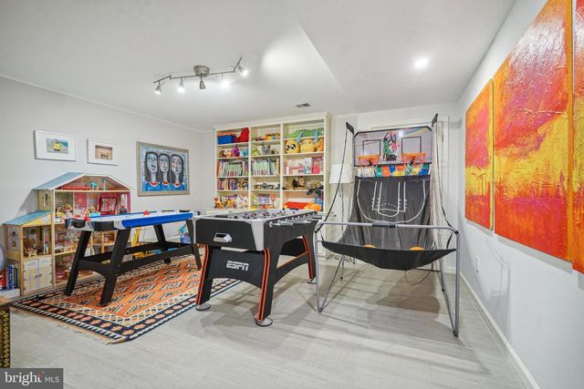 4903 BALTAN RD, Bethesda, MD 20816