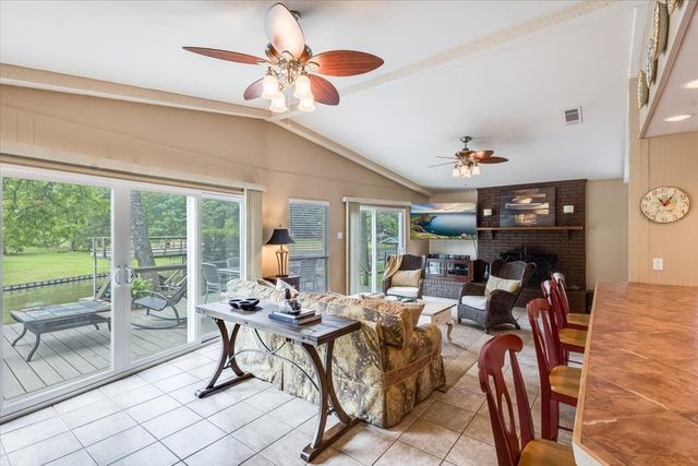 325 Beachside Drive, Trinidad, TX 75163