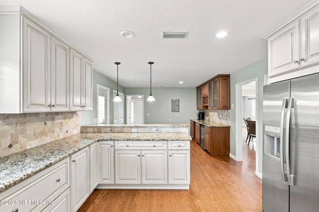 2801 ALVARADO Avenue, Jacksonville, FL 32217