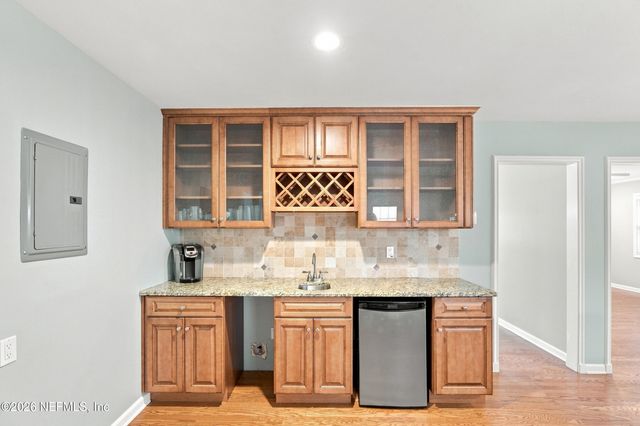 2801 ALVARADO Avenue, Jacksonville, FL 32217