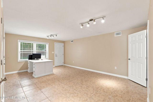 2801 ALVARADO Avenue, Jacksonville, FL 32217