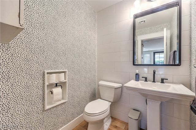 7257 Sashaying Spirit Court, Las Vegas, NV 89131