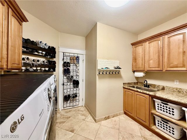 7257 Sashaying Spirit Court, Las Vegas, NV 89131