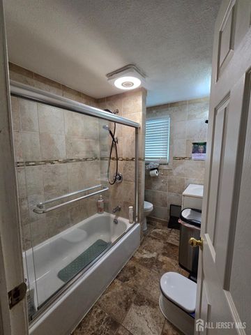 1800 N State Route 18, Old Bridge, NJ 08857