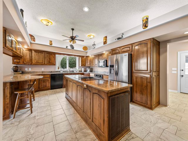 9 Lazo Place, Hot Springs Village, AR 71909