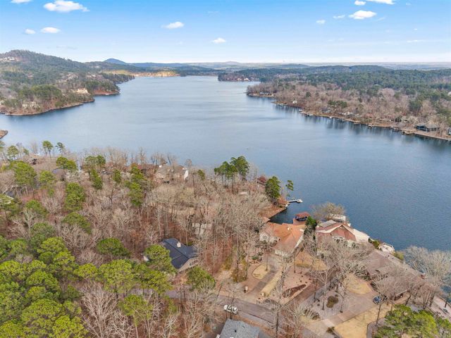 9 Lazo Place, Hot Springs Village, AR 71909