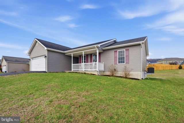 82 LATROBE DR, Martinsburg, WV 25403