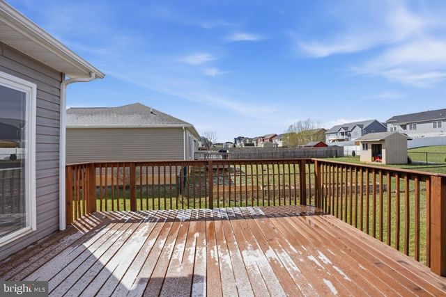 82 LATROBE DR, Martinsburg, WV 25403