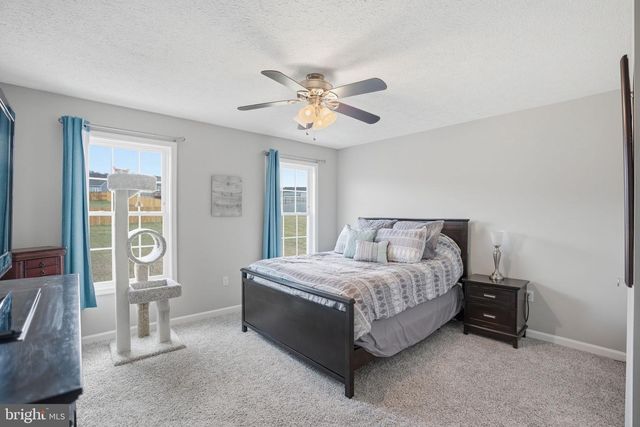 82 LATROBE DR, Martinsburg, WV 25403