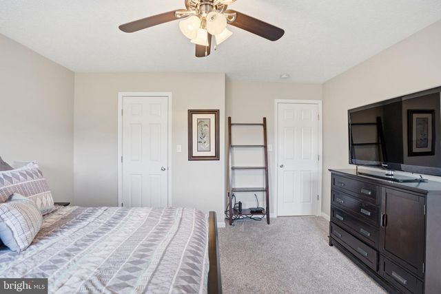 82 LATROBE DR, Martinsburg, WV 25403