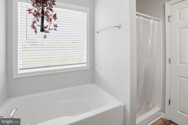 82 LATROBE DR, Martinsburg, WV 25403