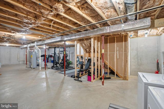 82 LATROBE DR, Martinsburg, WV 25403