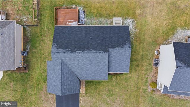 82 LATROBE DR, Martinsburg, WV 25403