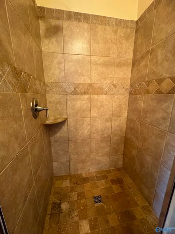 475 East Mossyleaf Drive, Huntsville, AL 35824