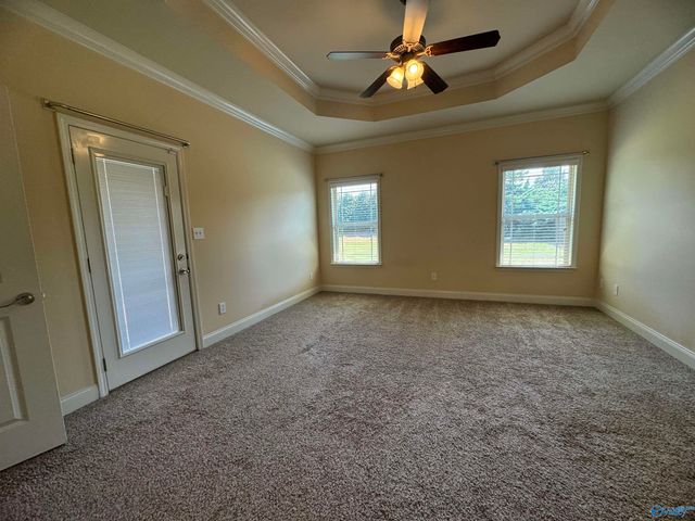 475 East Mossyleaf Drive, Huntsville, AL 35824