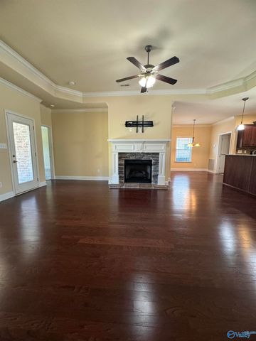 475 East Mossyleaf Drive, Huntsville, AL 35824