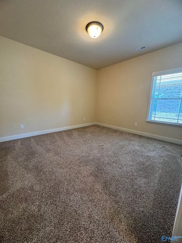 475 East Mossyleaf Drive, Huntsville, AL 35824